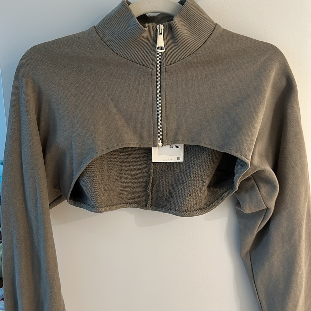 NEW! Zara Cropped Zip Shrug